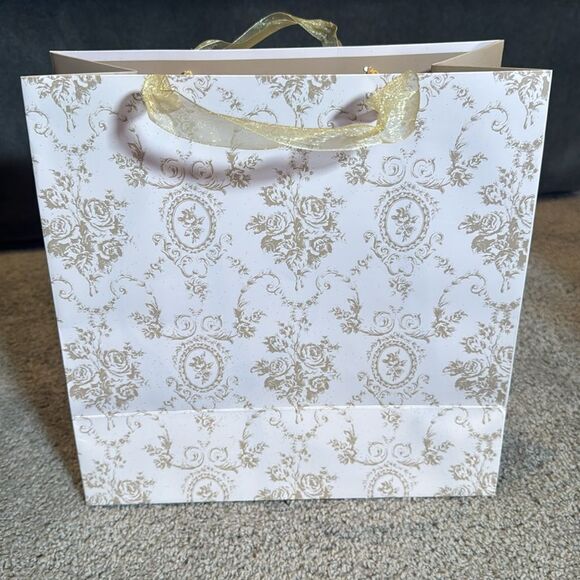 Gorgeous Large Wedding Gift Bags with Card 11.5”x 11.5”x 5.5” (12 Bags) NEW - Picture 6 of 16